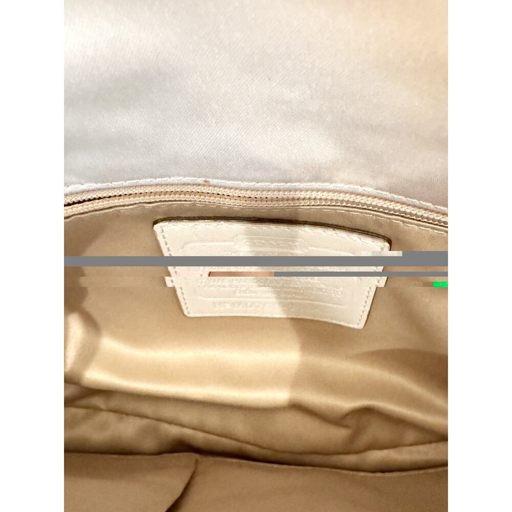 RARE Vintage Y2K Coach Soho Signature Leather Flap Shoulder Bag - Picture 16 of 16